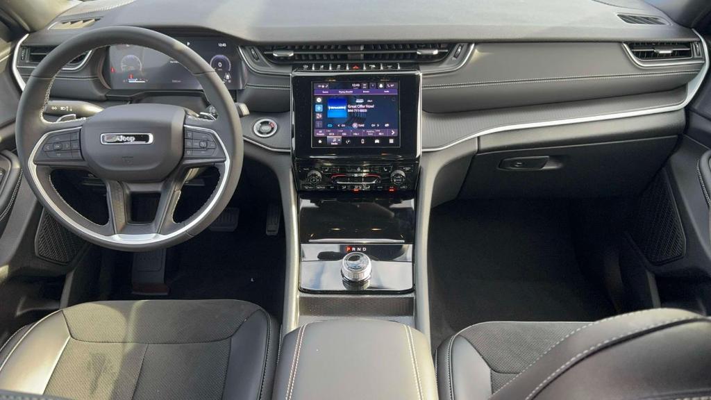 used 2025 Jeep Grand Cherokee car, priced at $36,995