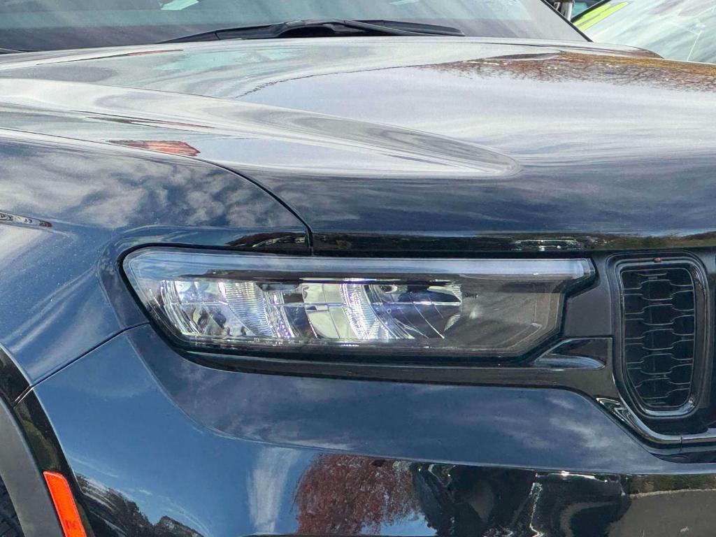 used 2025 Jeep Grand Cherokee car, priced at $36,995