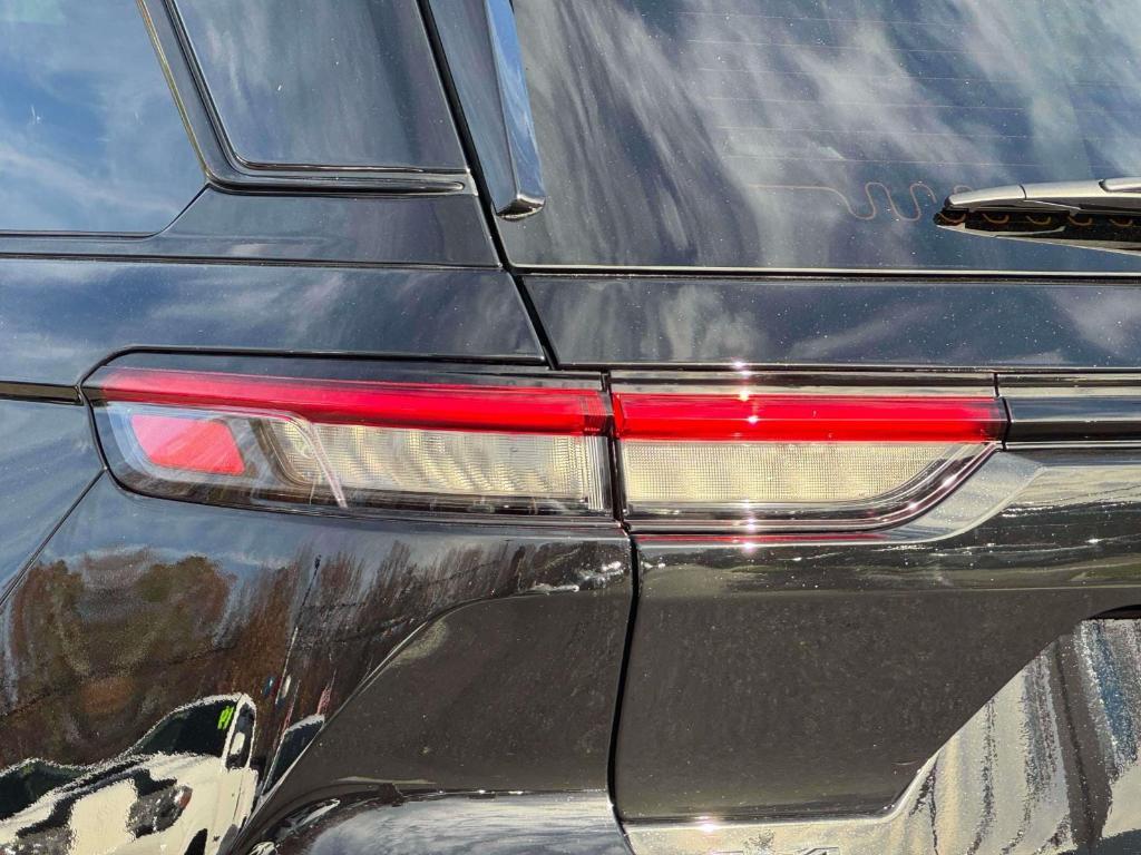 used 2025 Jeep Grand Cherokee car, priced at $36,995