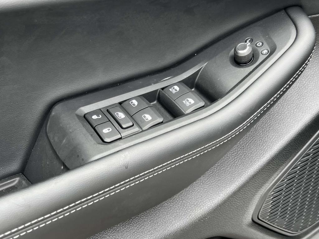 new 2025 Jeep Grand Cherokee car, priced at $49,065