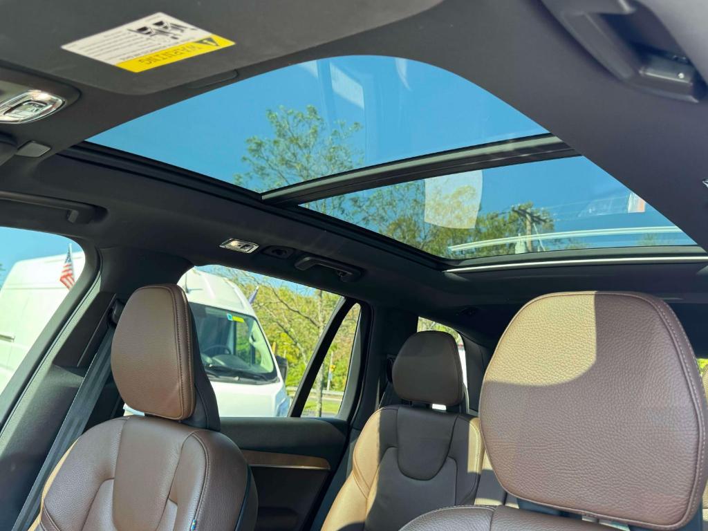 used 2022 Volvo XC90 car, priced at $33,695