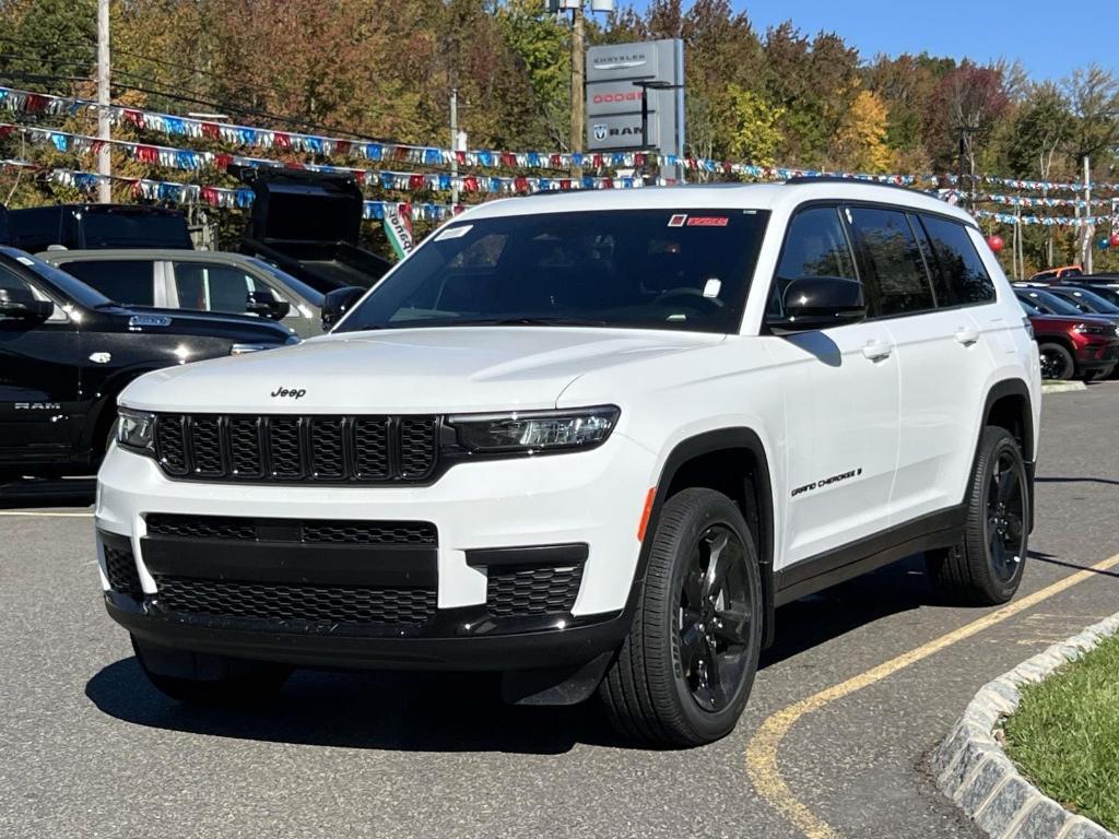new 2025 Jeep Grand Cherokee L car, priced at $47,455