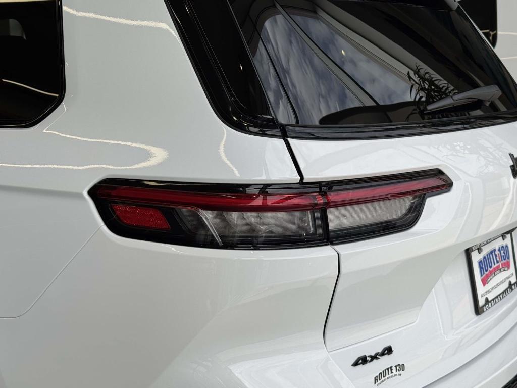 new 2025 Jeep Grand Cherokee L car, priced at $46,705