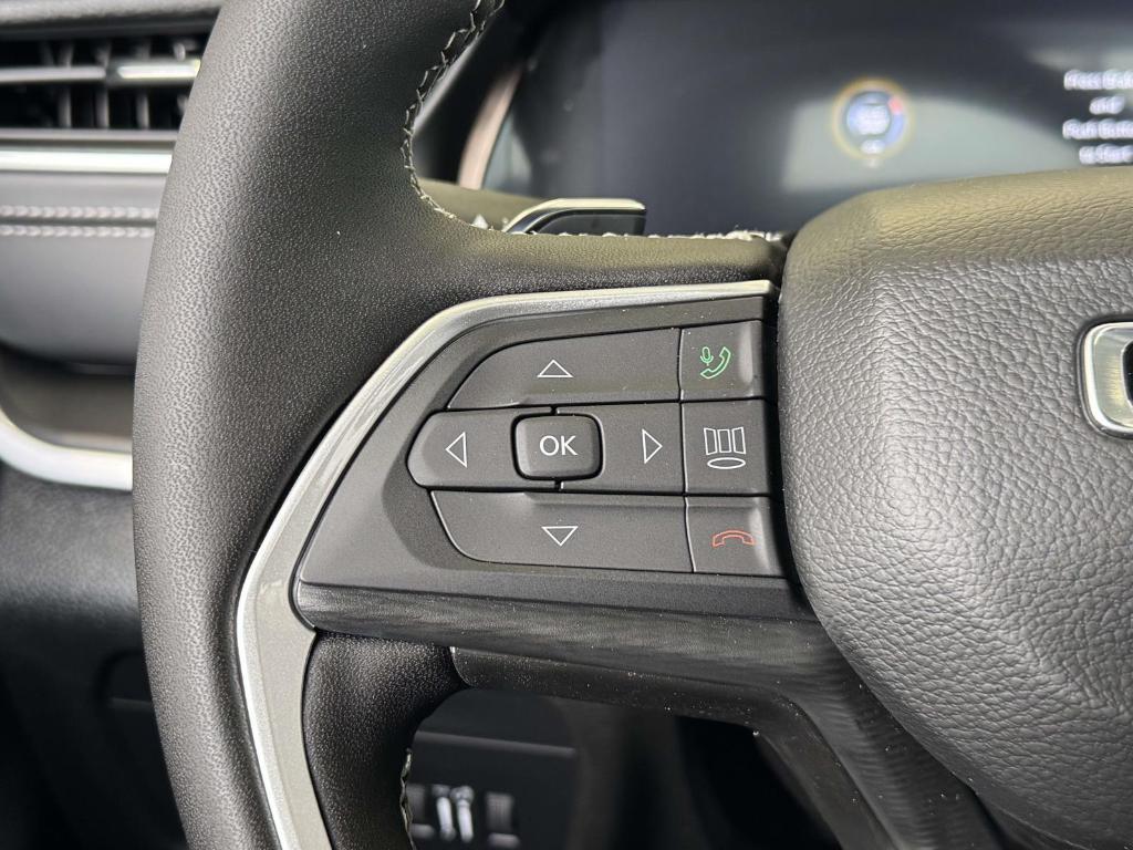 new 2025 Jeep Grand Cherokee L car, priced at $46,705