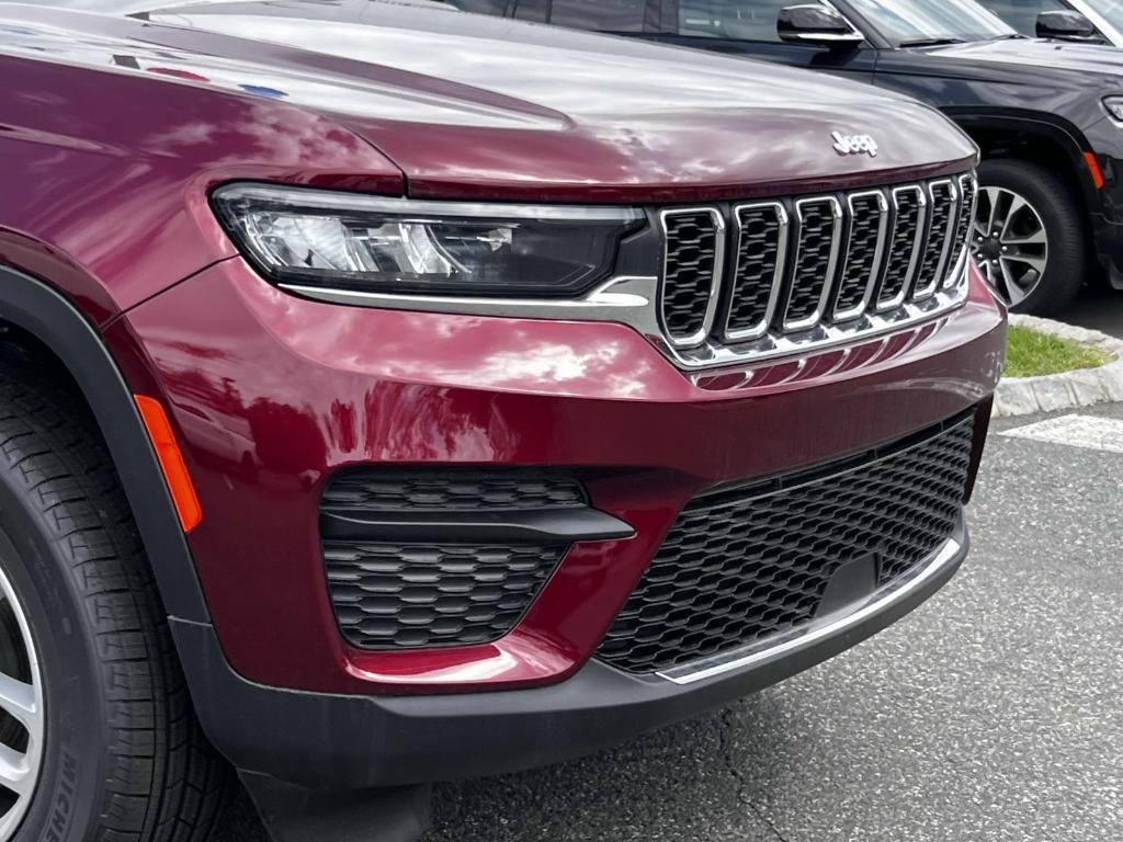 new 2025 Jeep Grand Cherokee car, priced at $39,375