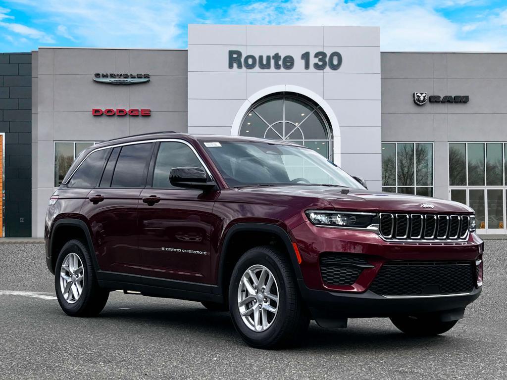 new 2025 Jeep Grand Cherokee car, priced at $39,375