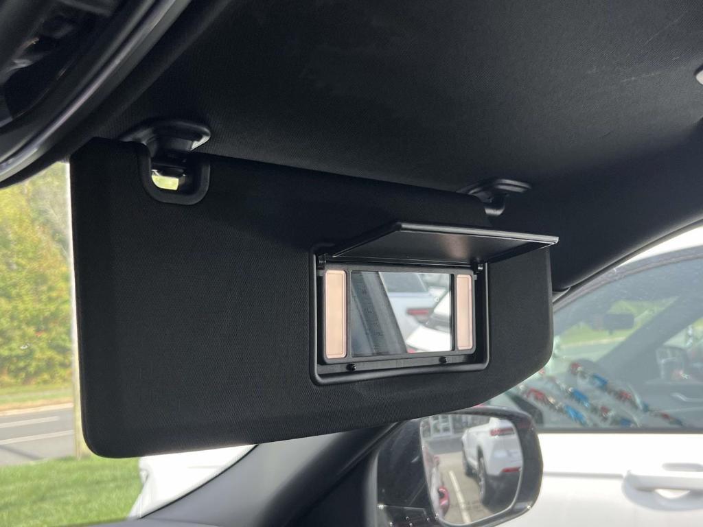 new 2025 Jeep Grand Cherokee car, priced at $49,235