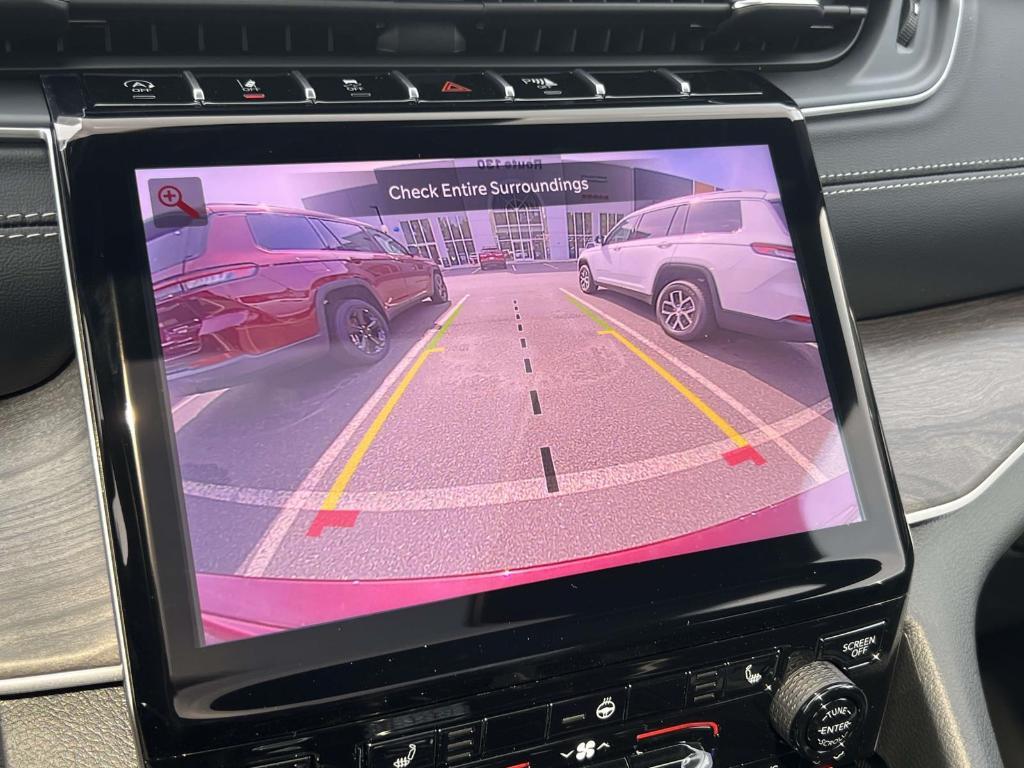 new 2025 Jeep Grand Cherokee car, priced at $49,235