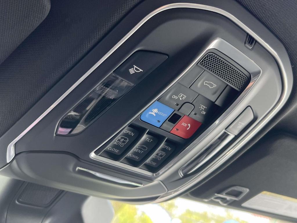 new 2025 Jeep Grand Cherokee car, priced at $49,235