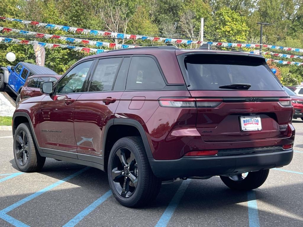 new 2025 Jeep Grand Cherokee car, priced at $49,235