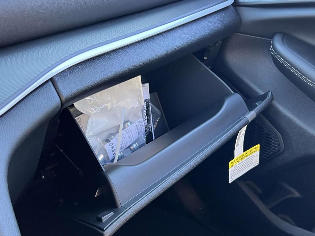 new 2025 Jeep Grand Cherokee car, priced at $45,300