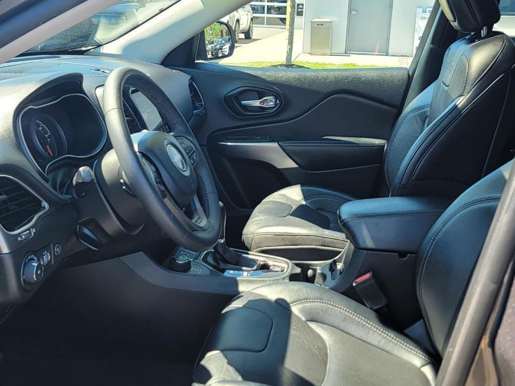 used 2022 Jeep Cherokee car, priced at $21,295