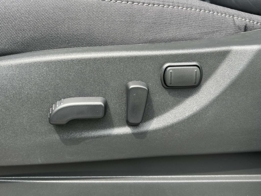 used 2025 Nissan Frontier car, priced at $30,995