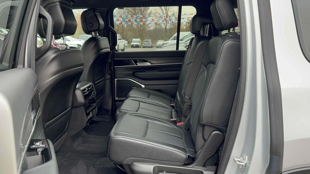 used 2024 Jeep Wagoneer car, priced at $40,995