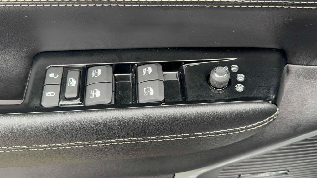 used 2024 Jeep Wagoneer car, priced at $40,995