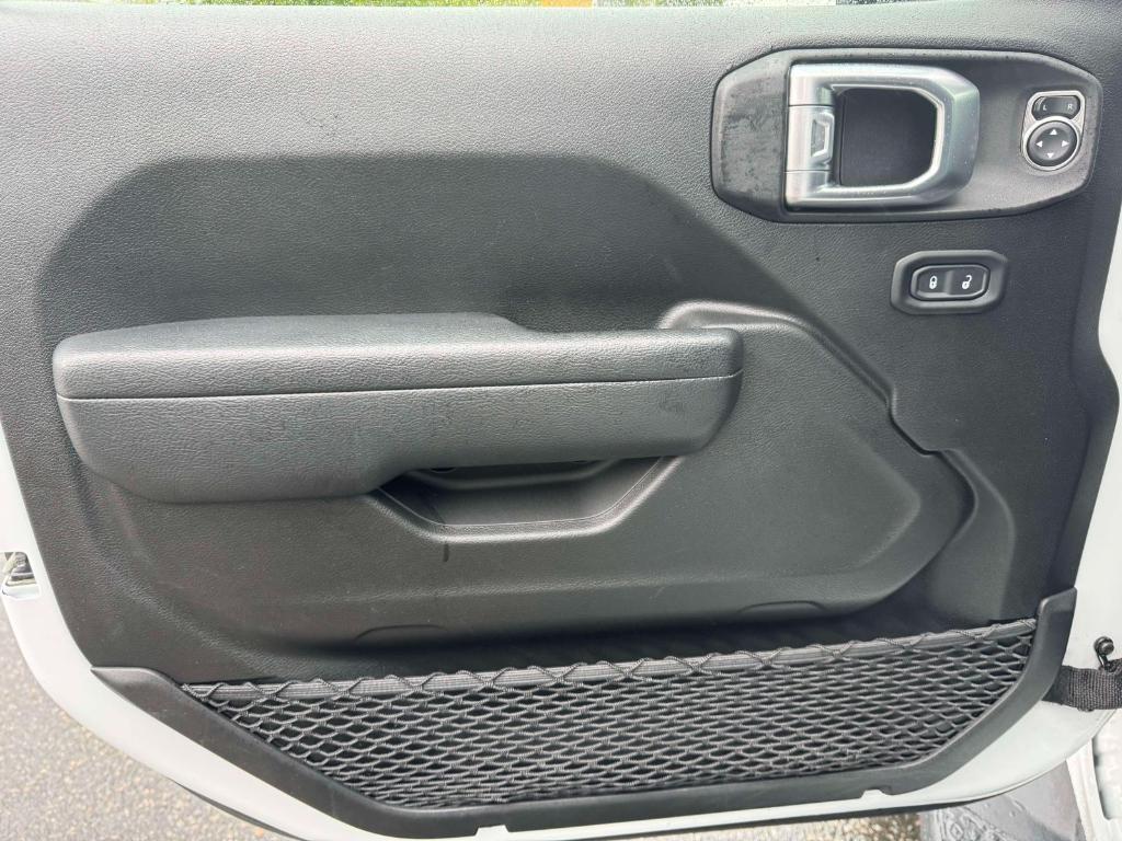 used 2022 Jeep Gladiator car, priced at $29,795