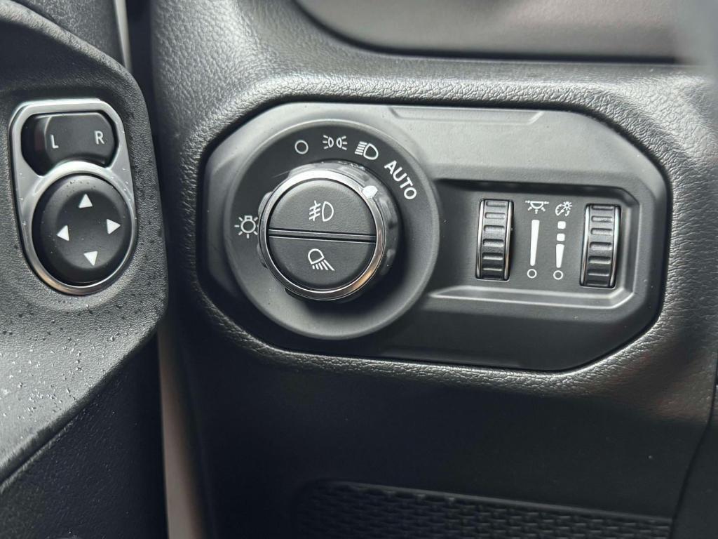 used 2022 Jeep Gladiator car, priced at $29,795