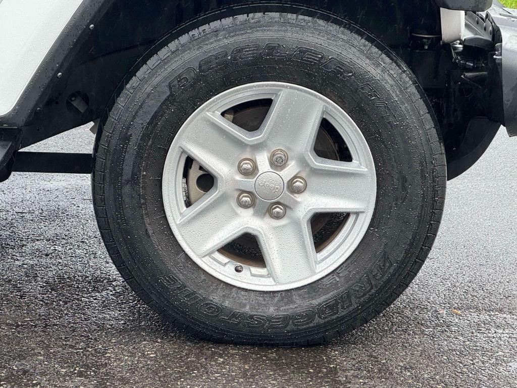 used 2022 Jeep Gladiator car, priced at $29,795