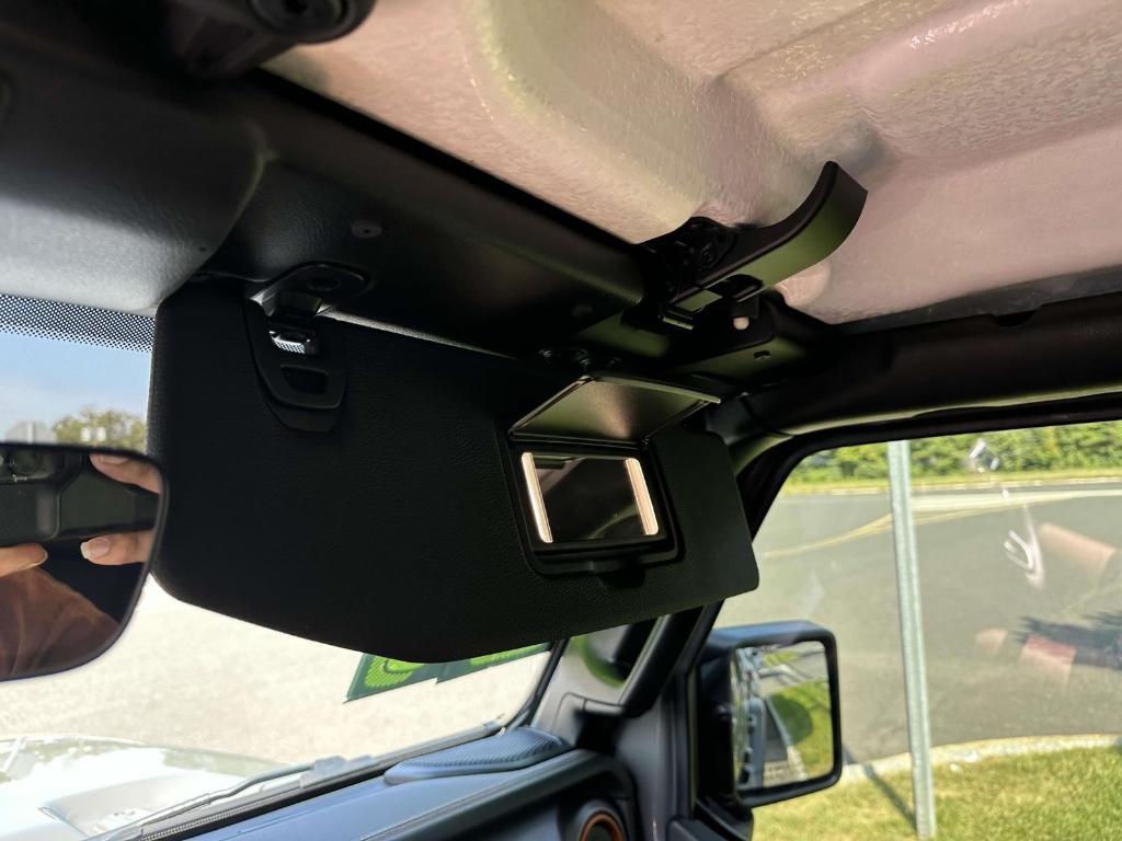 used 2021 Jeep Gladiator car, priced at $27,759