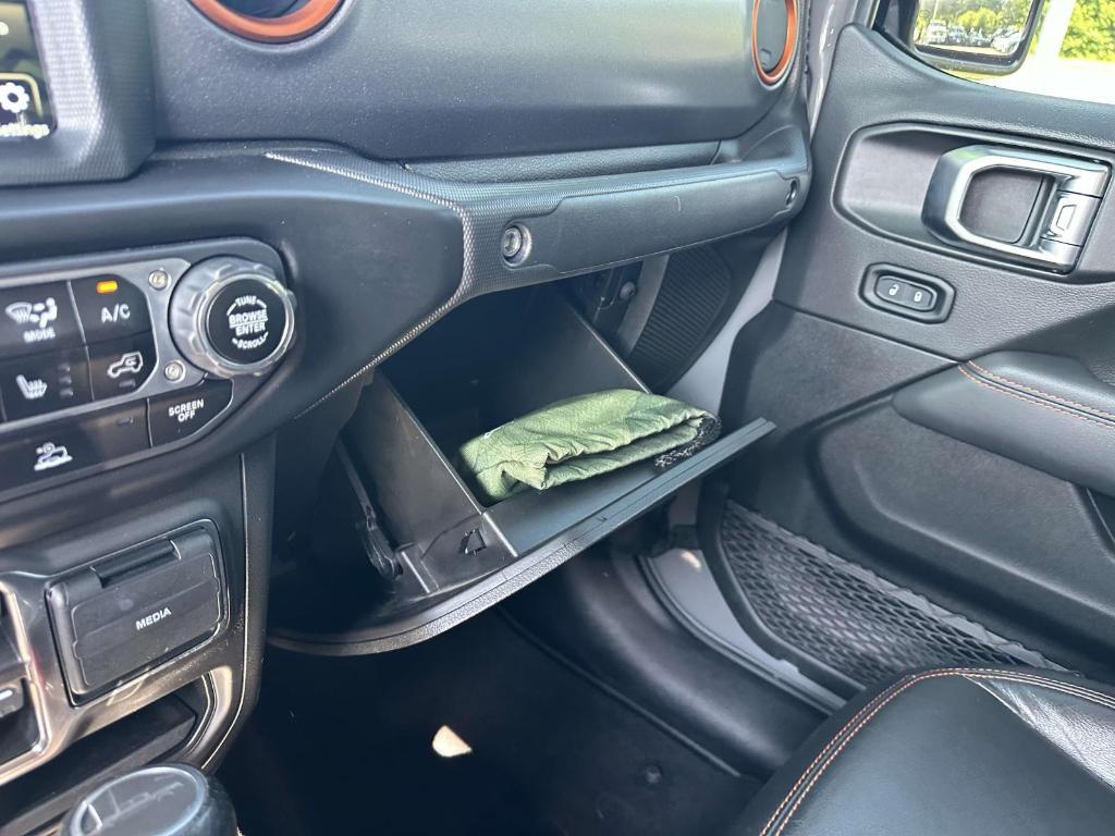 used 2021 Jeep Gladiator car, priced at $27,759
