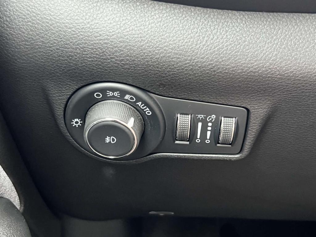 used 2022 Jeep Compass car, priced at $22,795
