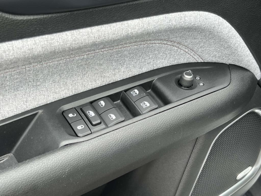used 2022 Jeep Compass car, priced at $22,795