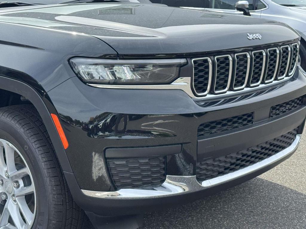 new 2025 Jeep Grand Cherokee L car, priced at $41,050
