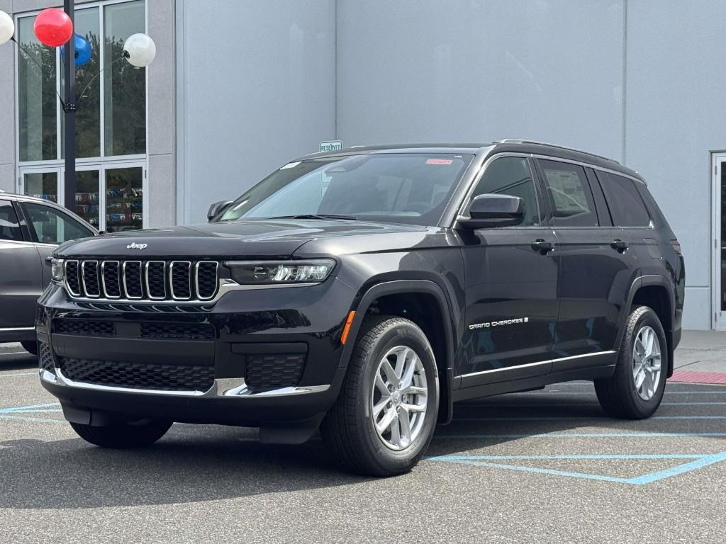 new 2025 Jeep Grand Cherokee L car, priced at $41,050
