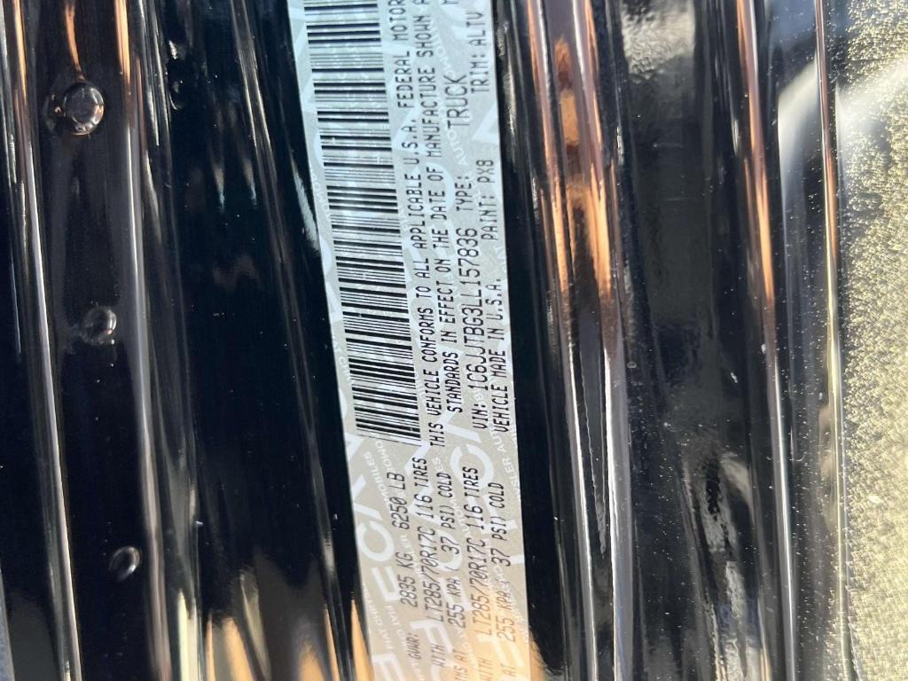used 2020 Jeep Gladiator car, priced at $31,995