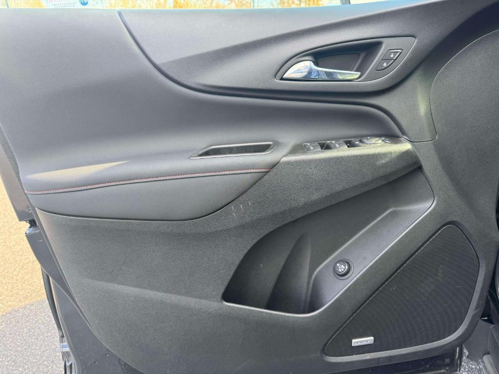 used 2022 Chevrolet Equinox car, priced at $22,995