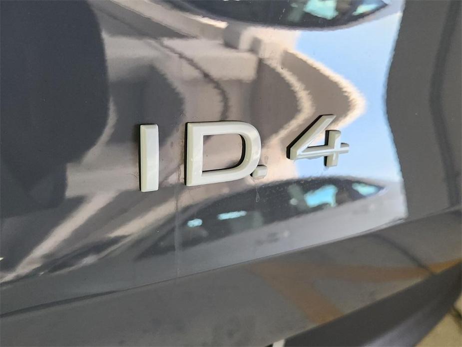 new 2024 Volkswagen ID.4 car, priced at $35,080