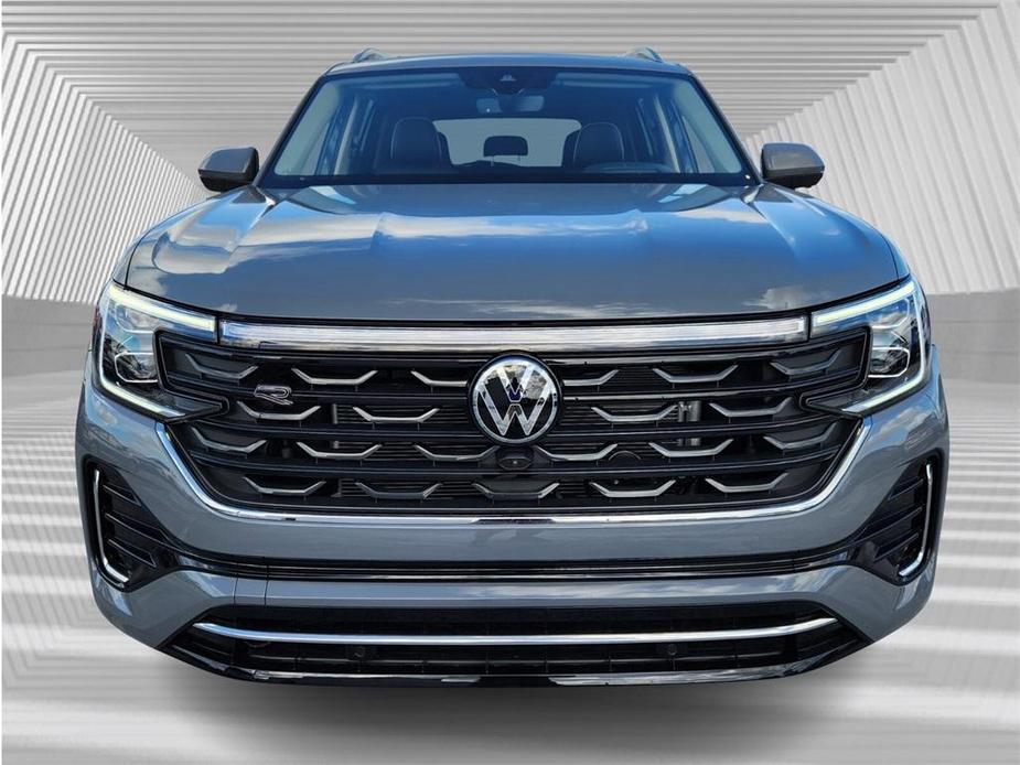 new 2025 Volkswagen Atlas car, priced at $54,126