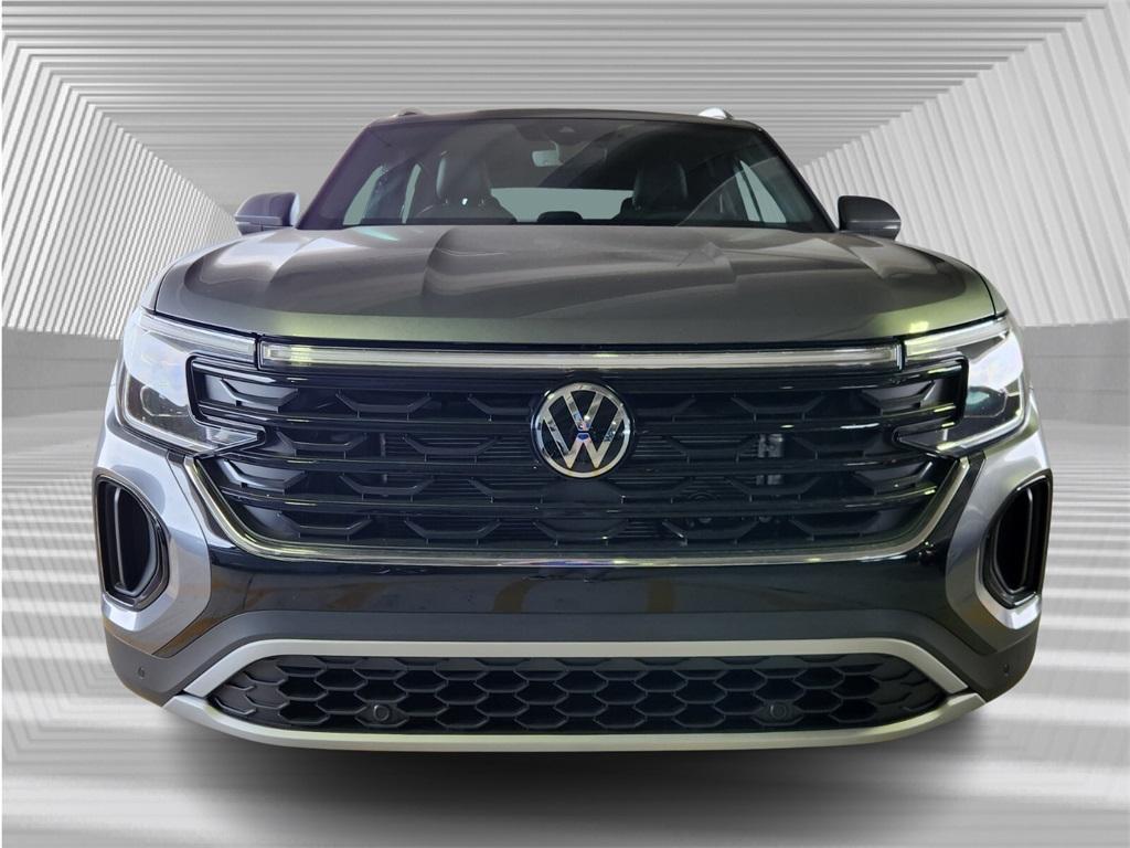 new 2025 Volkswagen Atlas Cross Sport car, priced at $43,716