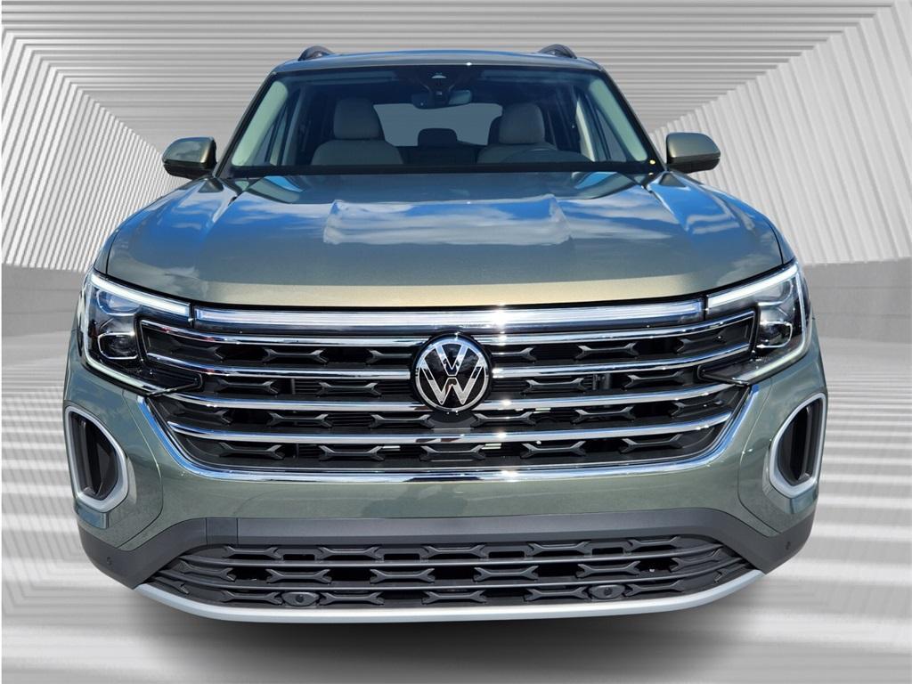 new 2025 Volkswagen Atlas car, priced at $43,241