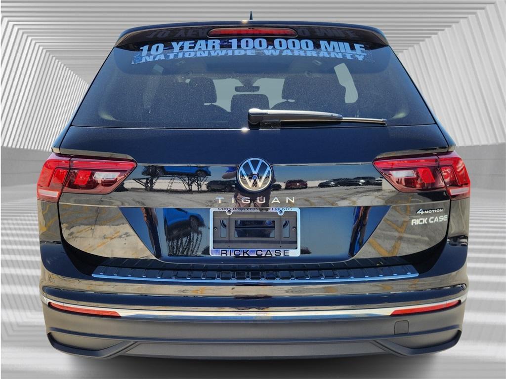 new 2024 Volkswagen Tiguan car, priced at $32,154