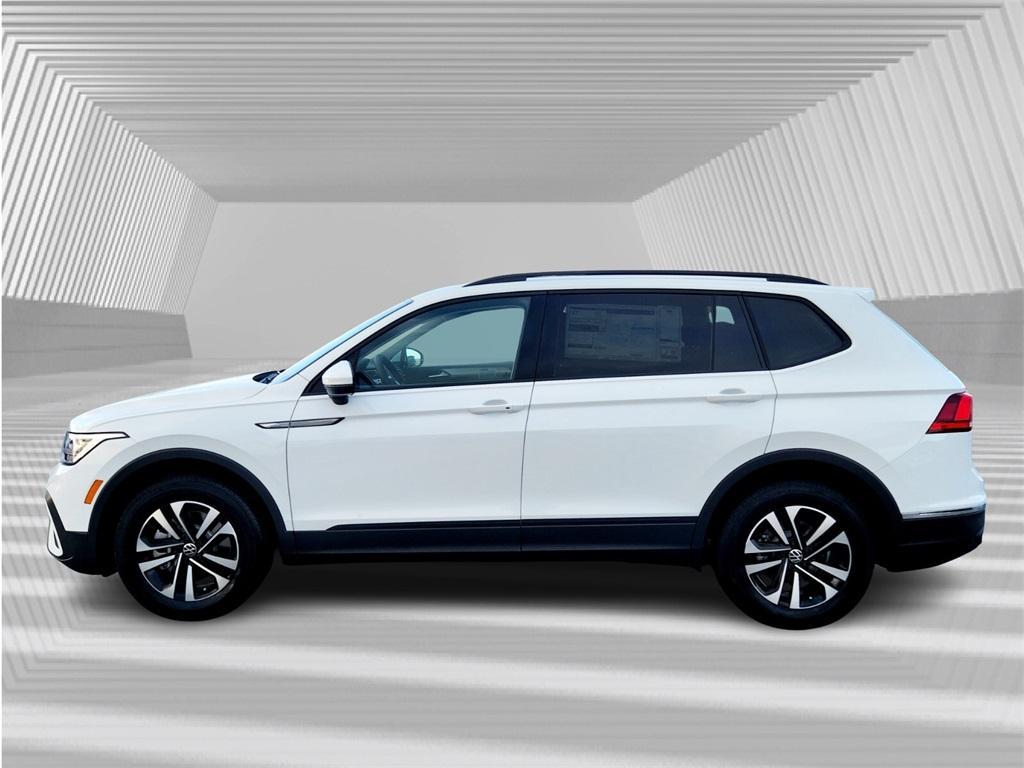 new 2024 Volkswagen Tiguan car, priced at $27,195