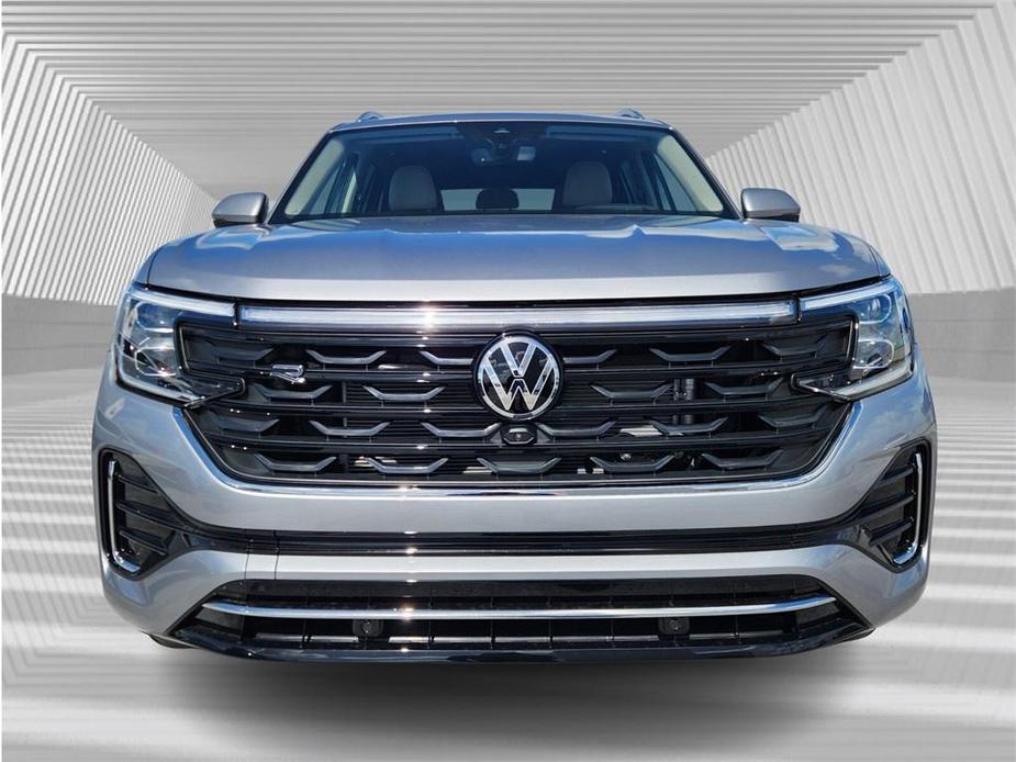 new 2025 Volkswagen Atlas car, priced at $53,671