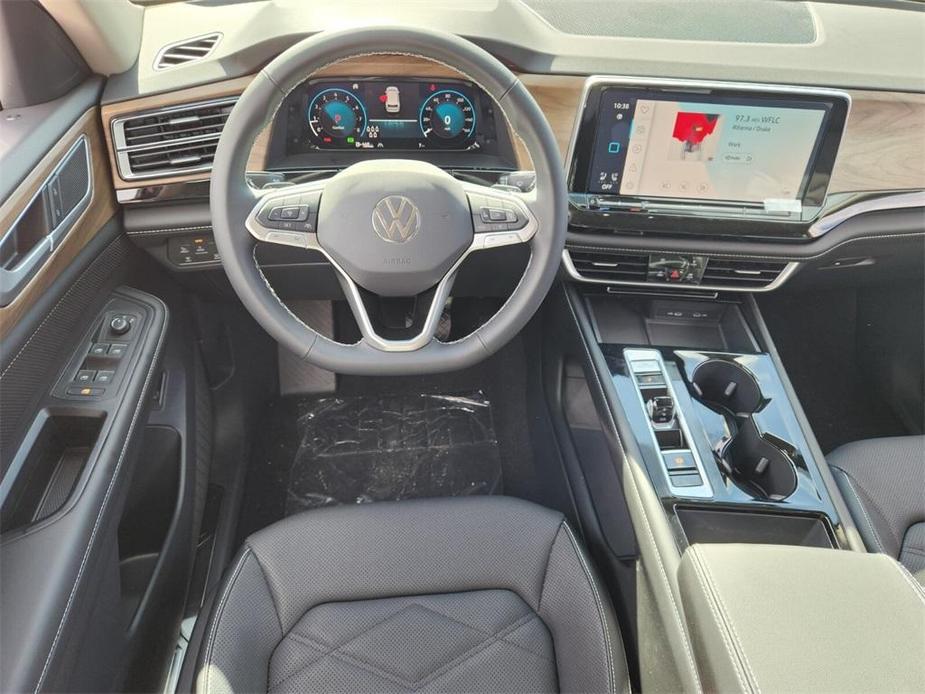 new 2024 Volkswagen Atlas car, priced at $40,898