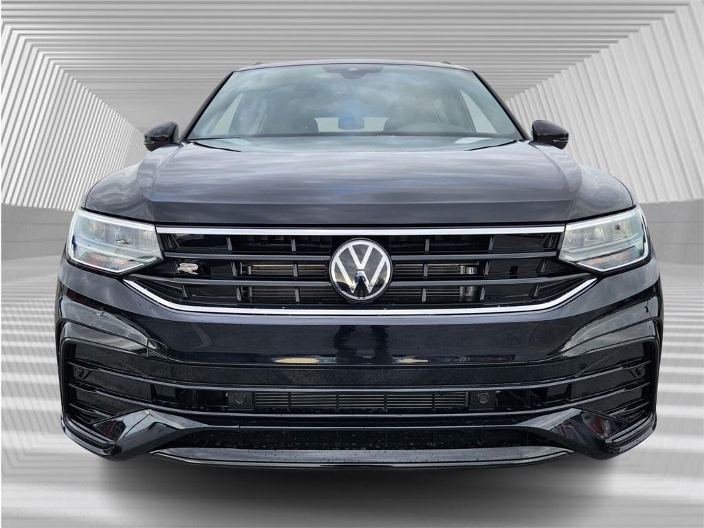 new 2024 Volkswagen Tiguan car, priced at $32,989