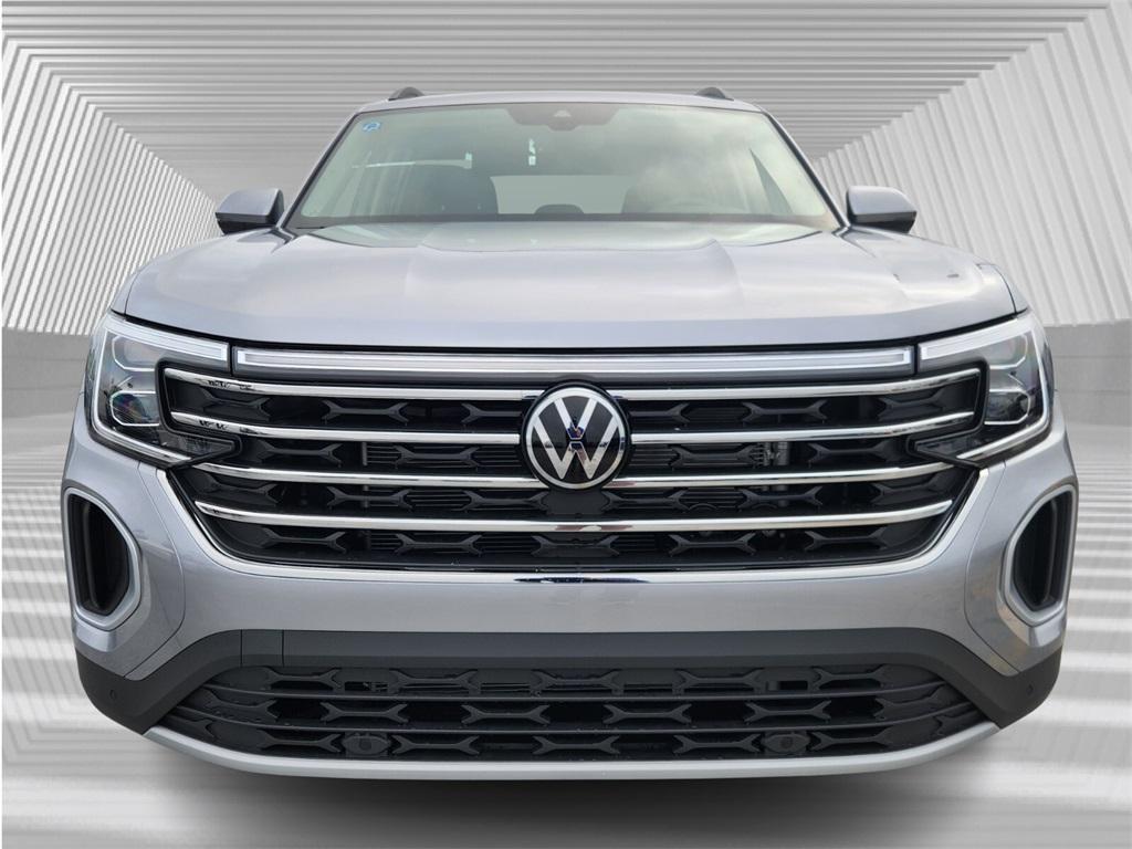 new 2025 Volkswagen Atlas car, priced at $44,336