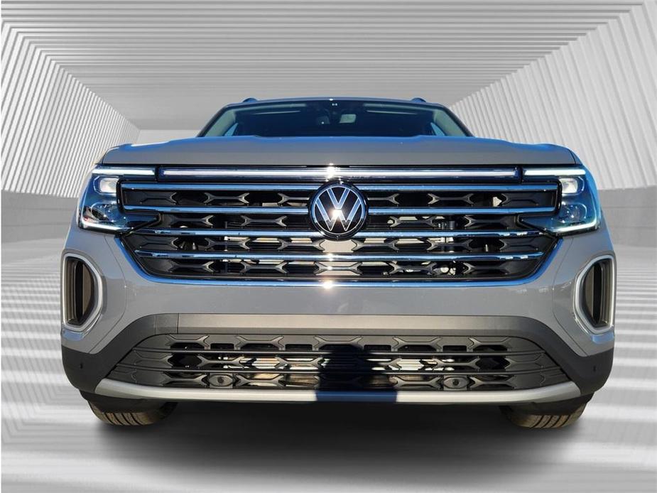 new 2025 Volkswagen Atlas car, priced at $44,336