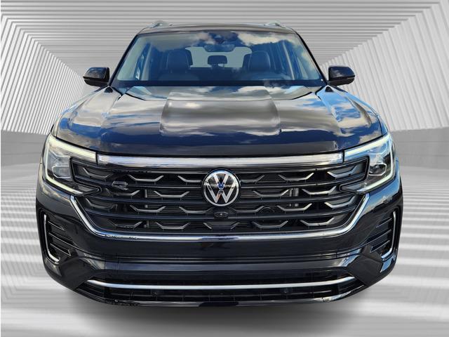 new 2025 Volkswagen Atlas car, priced at $53,671