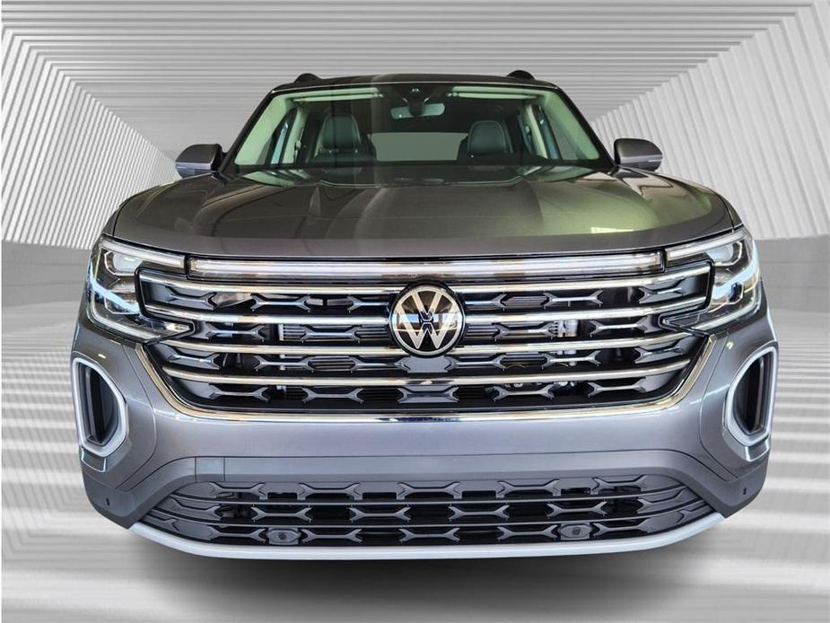 new 2024 Volkswagen Atlas car, priced at $40,529