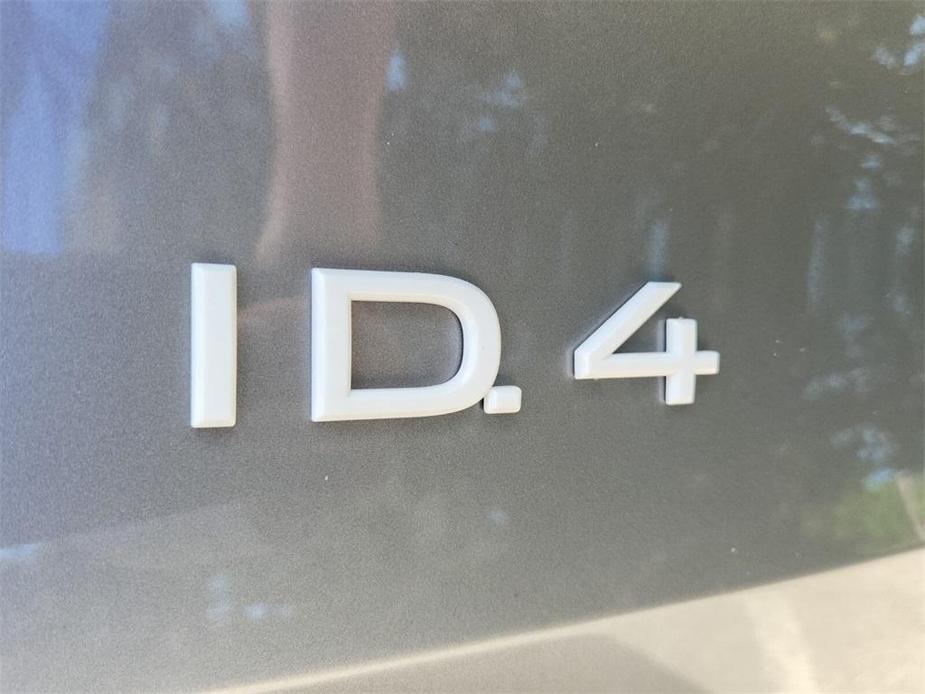 new 2024 Volkswagen ID.4 car, priced at $35,133