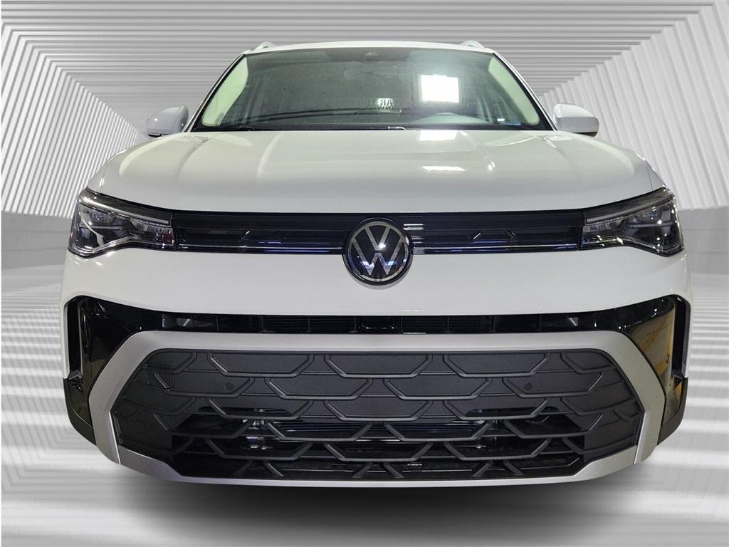 new 2025 Volkswagen Taos car, priced at $31,116