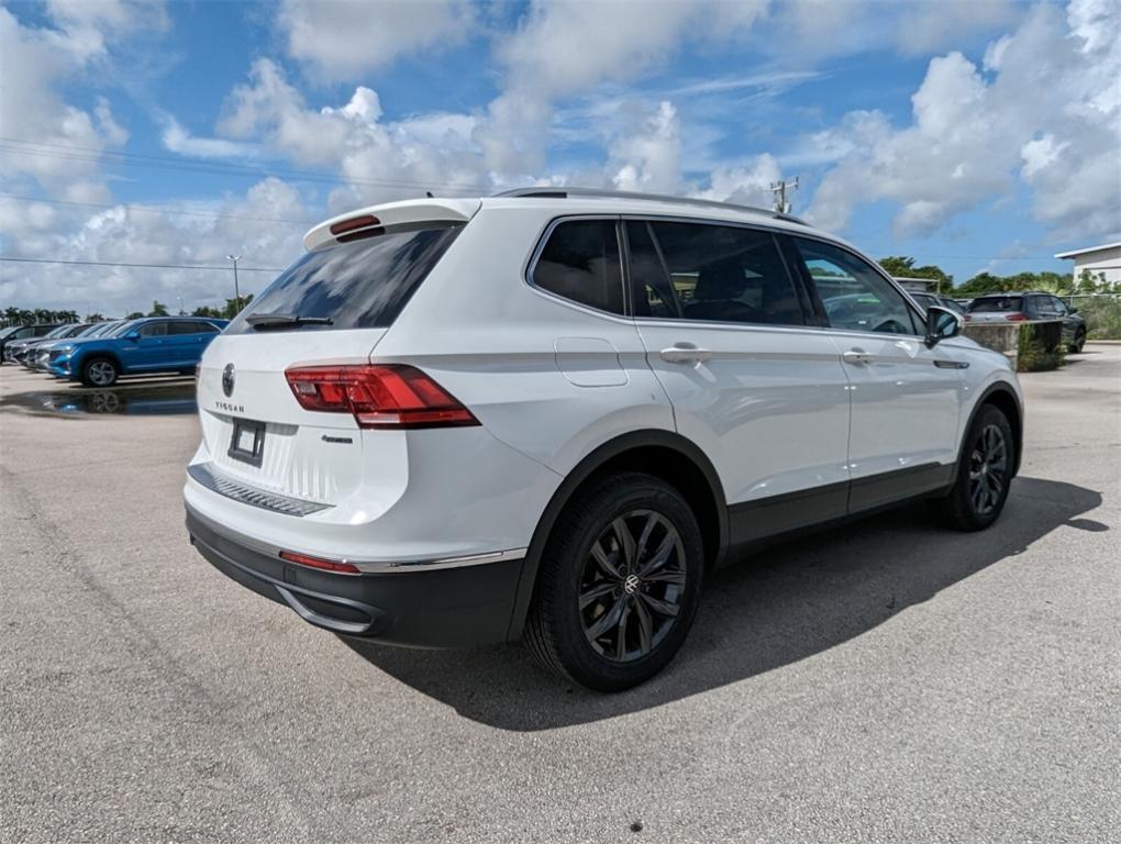 new 2024 Volkswagen Tiguan car, priced at $32,843