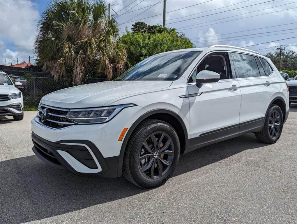 new 2024 Volkswagen Tiguan car, priced at $32,843