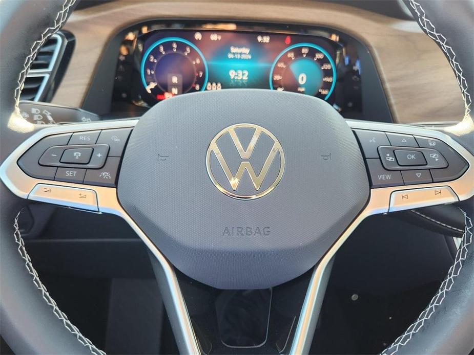 new 2024 Volkswagen Atlas car, priced at $40,671
