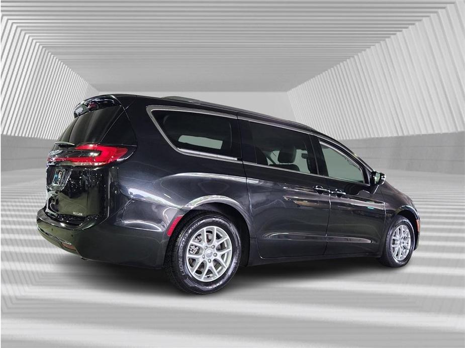 used 2021 Chrysler Pacifica car, priced at $17,991