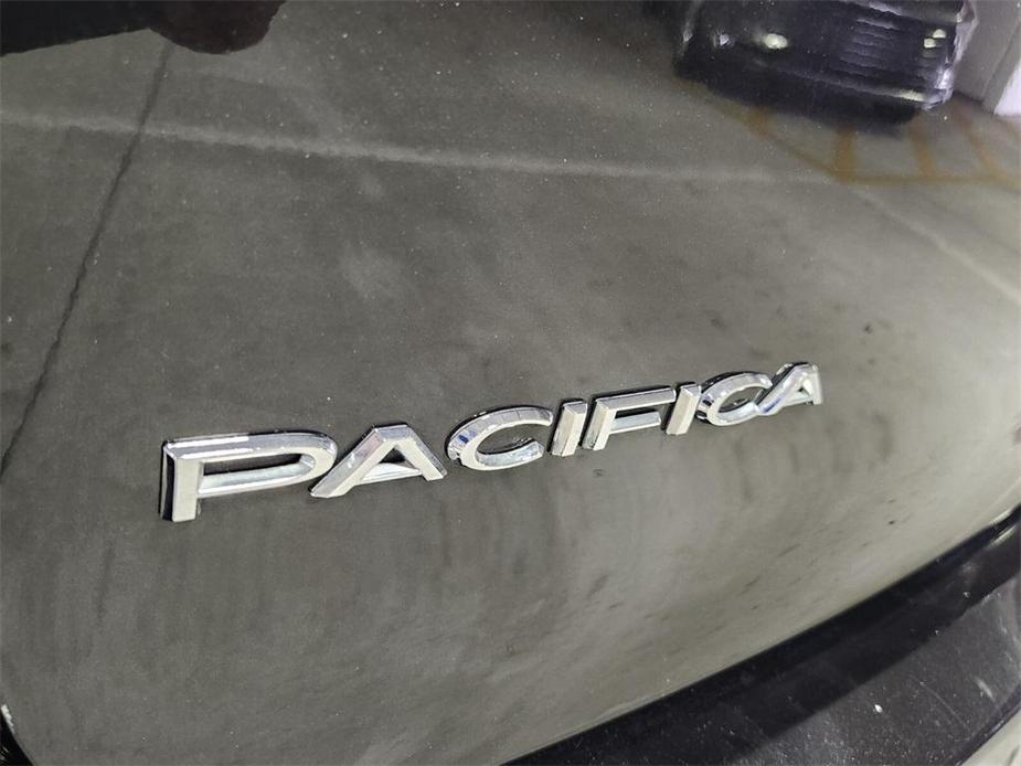 used 2021 Chrysler Pacifica car, priced at $17,991